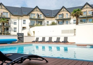 Studio sympa et au calme, à 50m de la plage !