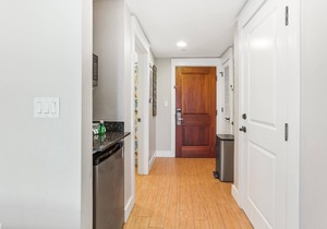 Studio Unit ~ Bayside Gated Resort ~ Kitchenette