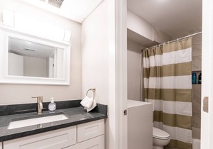 Studio w/ Great Location Near Highway to DT-A