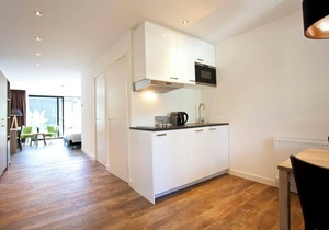 Studio with breakfast box and a terrace