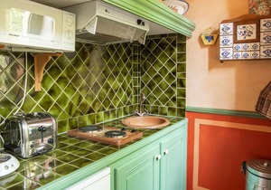 Studio with pool in garden Park, naerby spas and views at the Mont Ventoux.