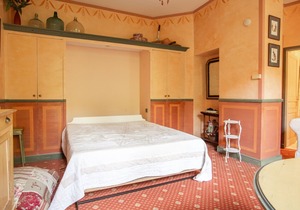Studio with pool in garden Park, naerby spas and views at the Mont Ventoux.