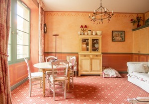 Studio with pool in garden Park, naerby spas and views at the Mont Ventoux.