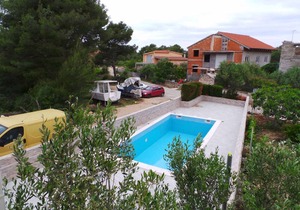 Studio with terrace and air conditioning