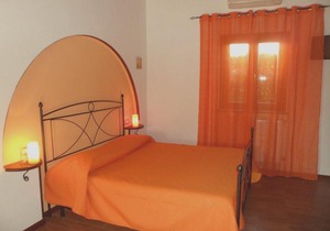 Studio with Terrace in Pescia Romana - 28 m² + Parking Included