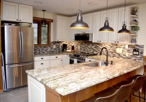 Stunning 2B Condo w/Private Trail to Slopes!