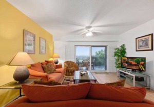 Stunning 3 Bedroom 2 Bath Condo with gorgeous views of the estuary OW7-404