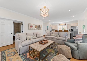 Stunning 4 BR/3.5 BA Home! Great Seabrook Village Location! Neighborhood Pool! Amenity Cards!