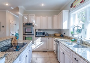 Stunning 4 BR/3.5 BA Home! Great Seabrook Village Location! Neighborhood Pool! Amenity Cards!