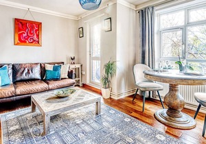 Stunning and Warm Home in Wandsworth by UnderTheDoormat