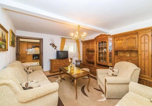 Stunning apartment in Kastel Kambelovac