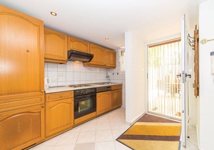 Stunning apartment in Kastel Kambelovac