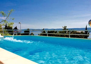 Stunning apartment in Lokva Rogoznica