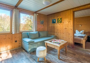Stunning Holiday Home in Güntersberge near Lake