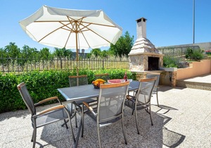 Stunning home in Dugopolje with sauna