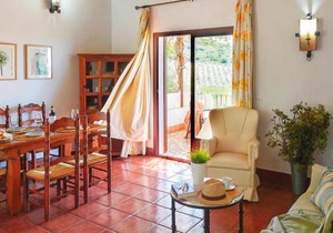 Stunning Home In Estepa With Wifi