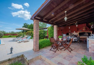 Stunning home in Muntic