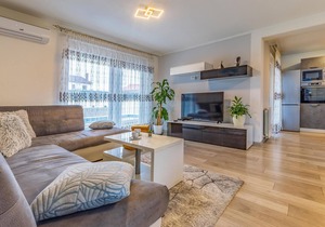 Stunning home in Skatari with WiFi