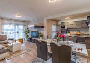 Stunning home in Skatari with WiFi