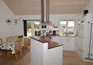 Stunning home in Skjern with kitchen