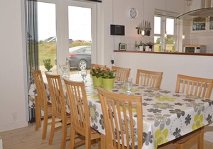 Stunning home in Skjern with kitchen