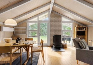 Stunning home in Strandby with WiFi
