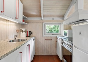 Stunning home in Strandby with WiFi
