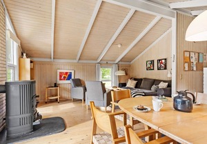 Stunning home in Strandby with WiFi