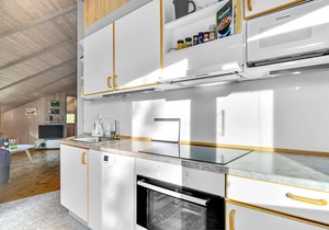 Stunning home in Strøby with WiFi