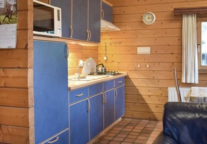 Stunning home in Wachtebeke with WiFi