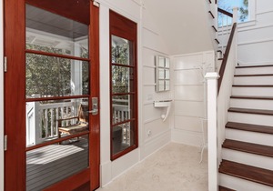Stunning Home on Golf Course w/ Golf Cart & Beach Access