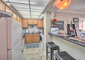 Stunning Hot Springs Condo on Lake Hamilton!