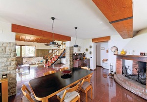 Stunning home in San Feliciano Sul T.PG