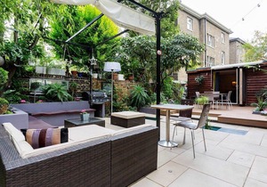 Stunning large flat overlooking Clapham Common London