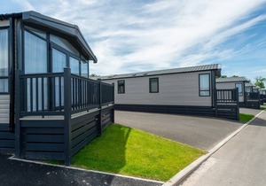 Stunning Lodge with one double with ensuite shower and one twin.