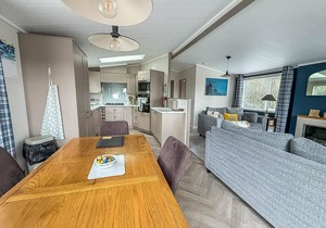 Stunning lodge with large decking at Azure Seas in Suffolk ref 32109OG