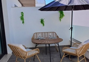 Stunning "Luxury Doña Bella 2B" with Shared Pool, A/C and WiFi