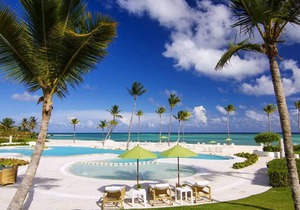 Stunning Ocean View 2 Bedroom Condo with Jacuzzi! Sleeps 4