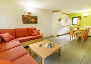 Stunning private villa for 6 guests with pool, WIFI, TV, terrace and parking