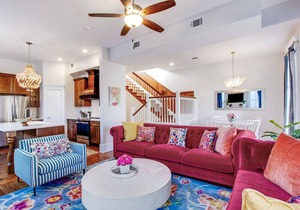 Stunning Renovation by Forsyth Park 4 Bedroom Apt B