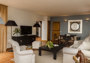 Stunning sea views over the Atlantic Ocean and private pool!