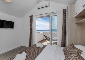 Stunning Villa in Drašnice with Private Pool