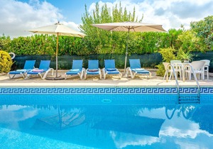 Stunning Villa “Sa Sini” with Pool, Garden Air Conditioning & Wi-Fi