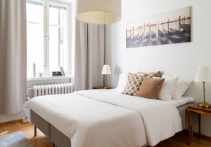 Stylish 1br with private sauna & balcony