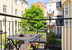 Stylish 1br with private sauna & balcony