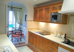 Stylish 1st line beach apartment overlooking the Med, La Perla de la Bahia