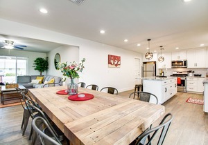 Stylish 4 Bdrm Near ASU and Old Town Scottsdale!