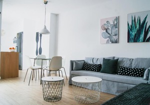 Stylish 2 Bedroom Apartment Near Alcaravaneras Beach