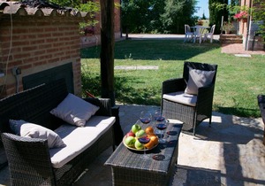 Stylish Farmhouse in Castelnuovo Berardenga with Pool