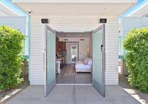 Stylish studio in DTPH - Pool and WiFi